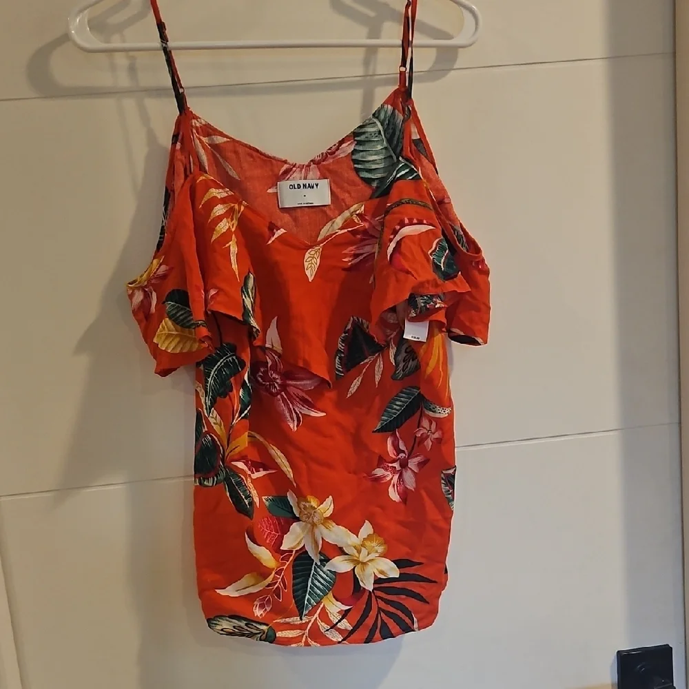 Floral Ruffle Red Top - Picture 4 of 4